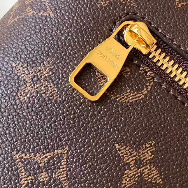LV 26S TAKE OUT MESSENGER 32 IN BROWN CALFSKIN