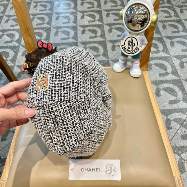BERET HAT IN BLACK MIX WHITE WOOL TWEED 430011