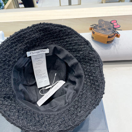BUCKET HAT IN BLACK WOOL 436744