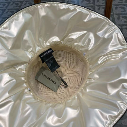 BALENCIAGA 26S WIDE-BRIMMED HAT STYLE 54