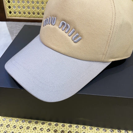 MIUMIU BASEBALL CAP IN LIGHT BEIGE AND PURPLE FABRIC WITH LOGO EMBROIDERY