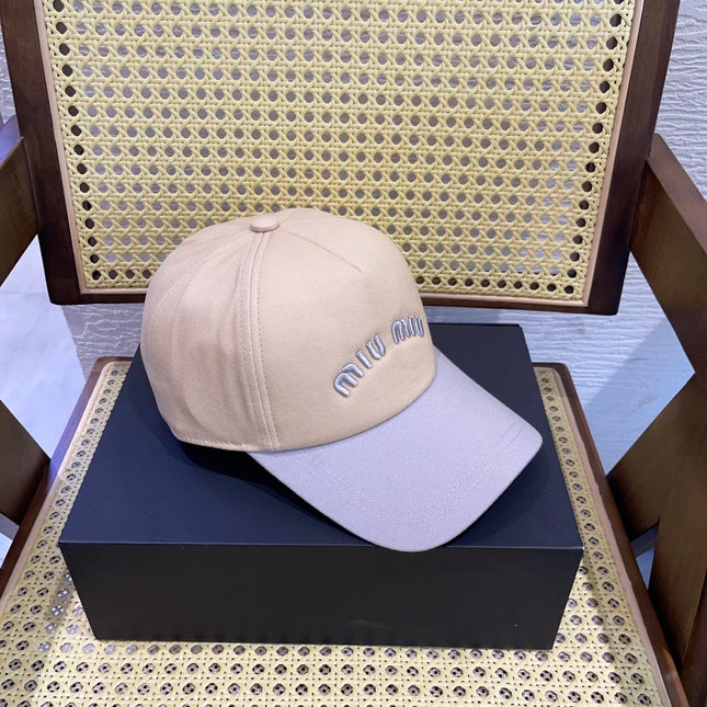 MIUMIU BASEBALL CAP IN LIGHT BEIGE AND PURPLE FABRIC WITH LOGO EMBROIDERY