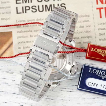 CONQUEST WATCH SILVER CASE WITH PASTEL GRAY DIAL