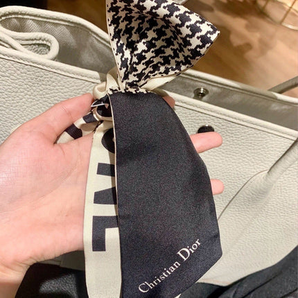 DIOR 26S SCARF 105CM IN SILK 313134