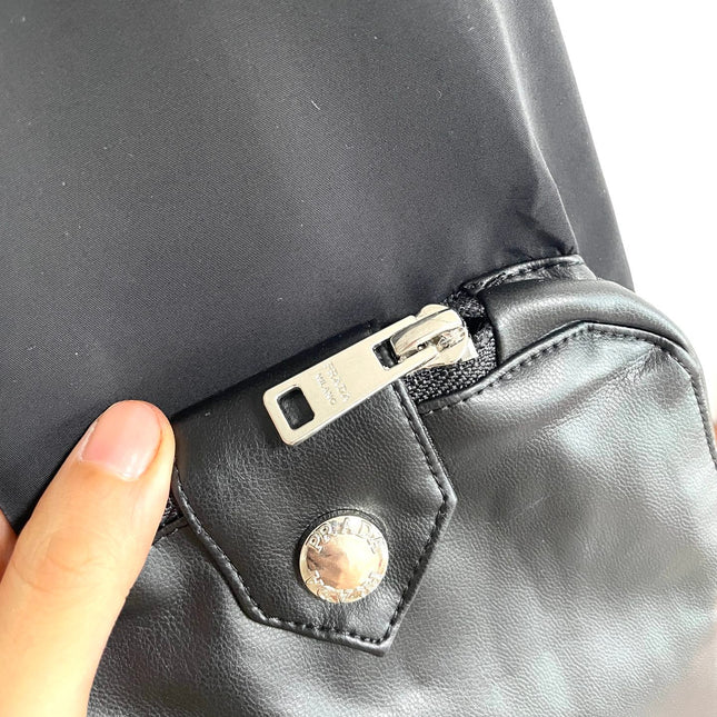 PRADA 26S HOODED JACKET 796