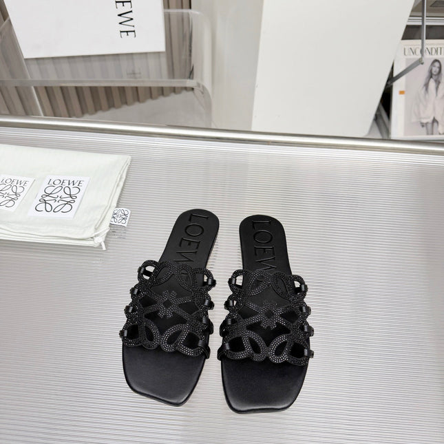 LOEWE 26S FLAT SANDALS IN BLACK CALFSKIN WITH CRYSTALS