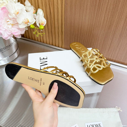 LOEWE 26S PETAL ANAGRAM SLIDE IN GOLD SOFT CALFSKIN