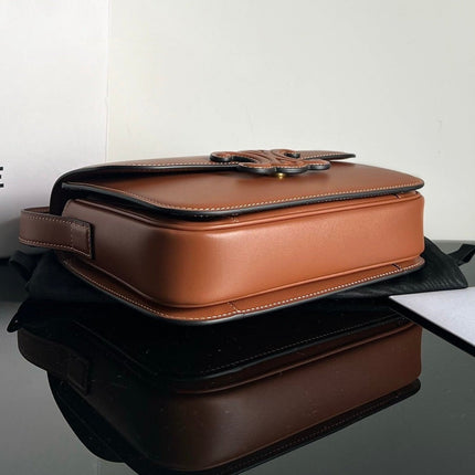CLASSIQUE TRIOMPHE 22 TAN SMOOTH CALFSKIN