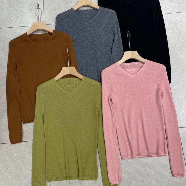 MIUMIU KNIT SWEATER STYLE 101