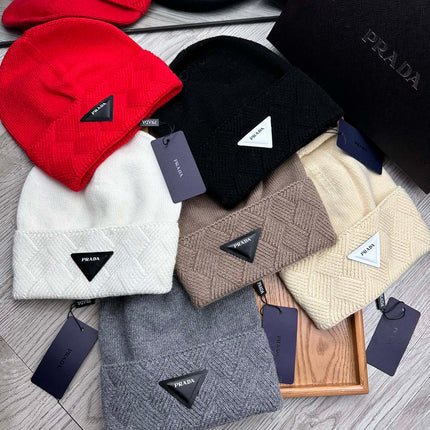 BEANIE HAT IN SHADOW GRAY WOOL AND RABBIT FUR 342034