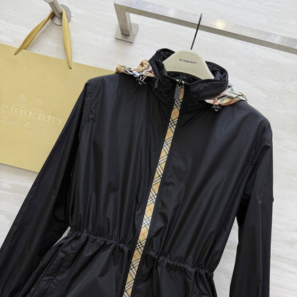 BURBERRY 26S LIGHTWEIGHT JACKET 409