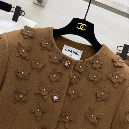 CHANEL 26S WOOL JACKET AND SKIRT SET 869