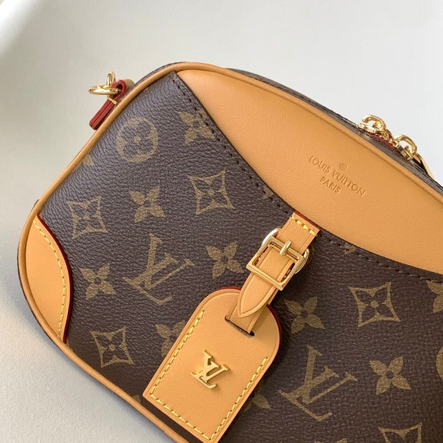 DEAUVILLIE MINI 22 MONOGRAM CANVAS BROWN