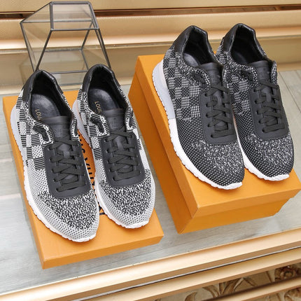 LV CLASSIC SNEAKER IN BLACK MIX WHITE LUMINOUS KNIT