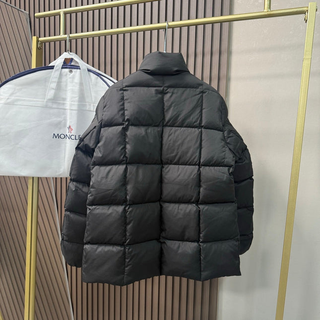 MONCLER 25S SQUARE-QUILTED DOWN JACKET 430