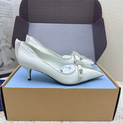 PRADA 26S ANTIQUED LEATHER PUMPS 55MM IN CREAM WHITE CALFSKIN