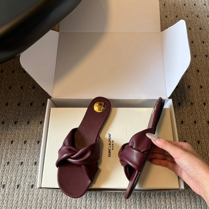 YSL 26S TWISTED-STRAP FLAT SANDALS IN DARK RED LAMBSKIN