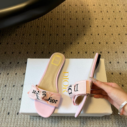 DIOR 26S DWAY SLIDE IN PINK FABRIC AND LAMBSKIN