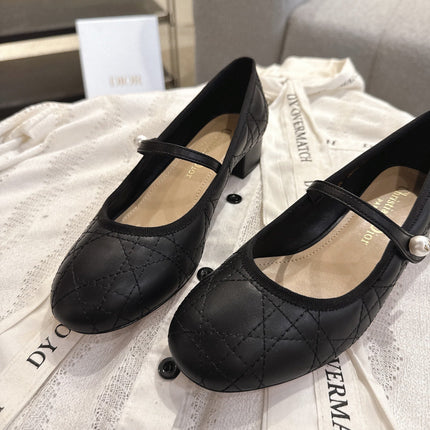 DIOR 26S MARY JANE PUMPS IN BLACK LAMBSKIN PEARL-ADORNED STRAP