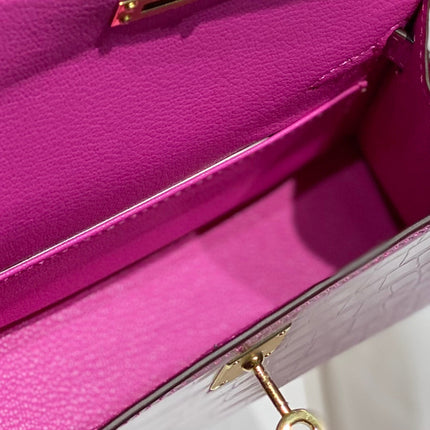 HERMES 25S MINI KELLY 19 IN DEEP MAGENTA CALFSKIN GOLD HARDWARE