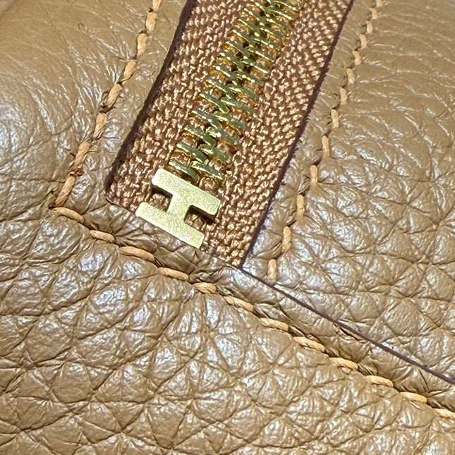 HERMES 25S MINI LINDY 19 IN BROWN CALFSKIN GOLD HARDWARE