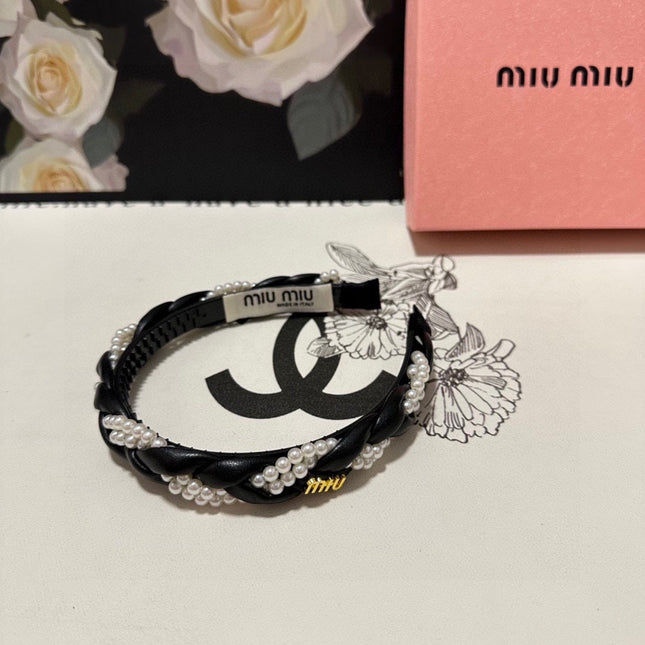 HEADBAND IN BLACK CALFSKIN MIX PEARL CHAIN 347680