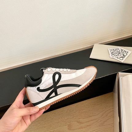 LOEWE 26S FLOW RUNNER SNEAKER IN LIGHT GRAY SUEDE AND BLACK SHEEPSKIN