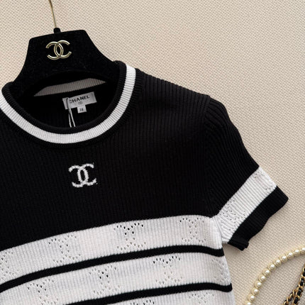 CHANEL 26S SHORT-SLEEVE SWEATER STYLE 1037