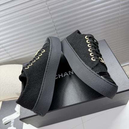CHANEL 25S TRAINERS BLACK 35MM IN GLITTERED TWEED AND PATENT CALFSKIN