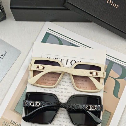 MONTAIGNE SUNGLASS 53032 IN ACETATE