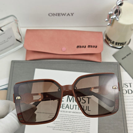 RUNWAY SQUARE SUNGLASSES 59905 IN ACETATE