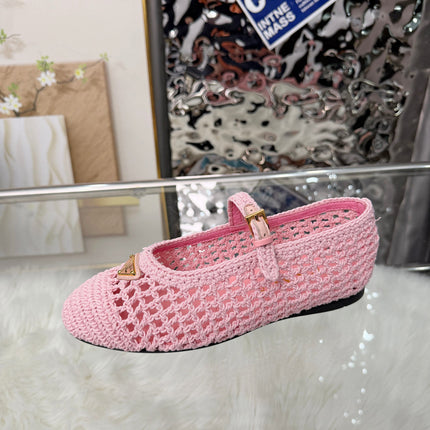 PRADA 26S MARY JANE FLATS IN PINK WOVEN RAFFIA WITH TRIANGLE LOGO