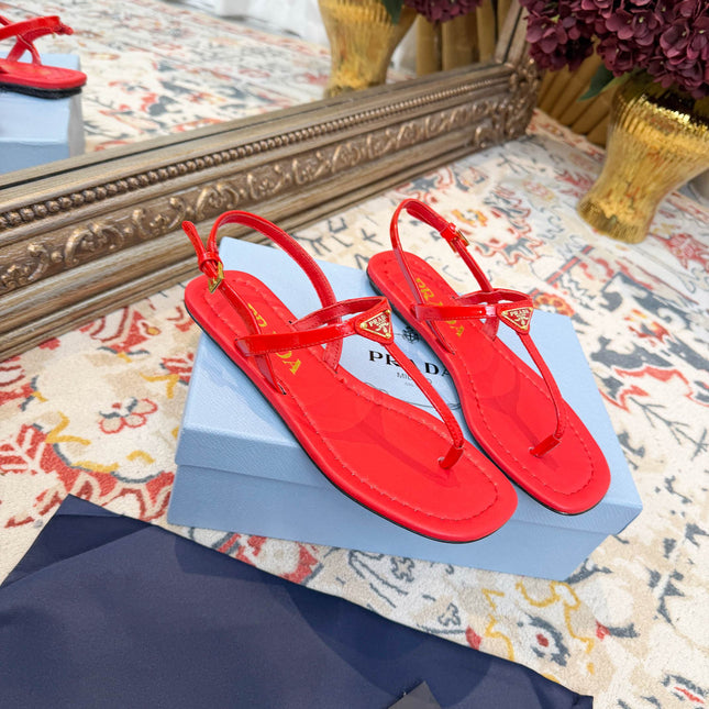 PRADA 26S THONG SANDALS IN RED CALFSKIN TRIANGLE LOGO