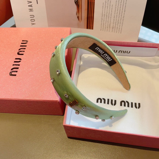 THICK HEADBAND IN JADE GREEN SILK ATTACHED DIAMONDS 406043
