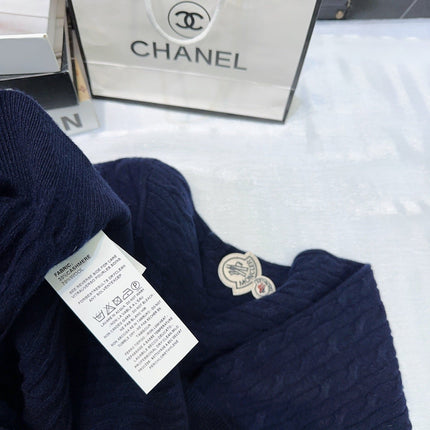 MONCLER 25S LONG-SLEEVE CREWNECK SWEATER 380