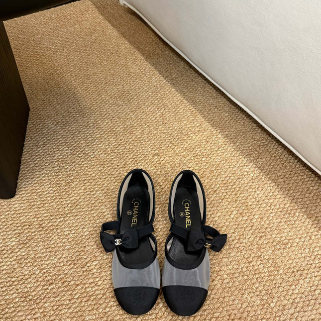 CHANEL 26S MARY JANE FLATS IN BLACK AND GREY MESH RIBBON STRAP CAP TOE
