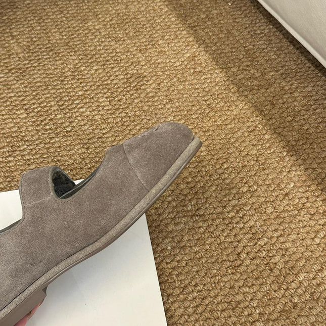 CHANEL 26S MARY JANE FLATS IN TAUPE BROWN SUEDE SHEARLING LINING CC LOGO