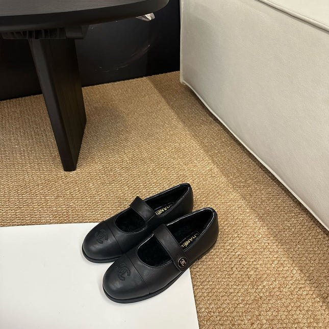 CHANEL 26S MARY JANE FLATS IN BLACK CALFSKIN WITH CC LOGO