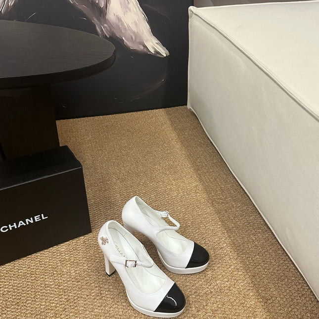 CHANEL 26S MARY JANE HEELS IN WHITE CALFSKIN WITH BLACK CAP TOE