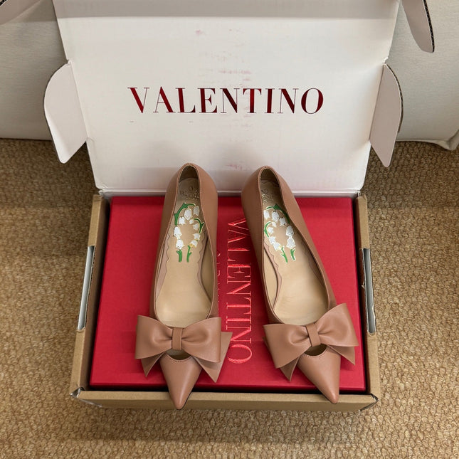 VALENTINO 26S HIGH HEEL SHOES IN NUDE PINK CALFSKIN WITH BOW