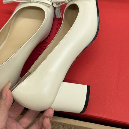 VALENTINO 26S HEELED BALLET FLATS IN BROWN AND CREAM WHITE CALFSKIN