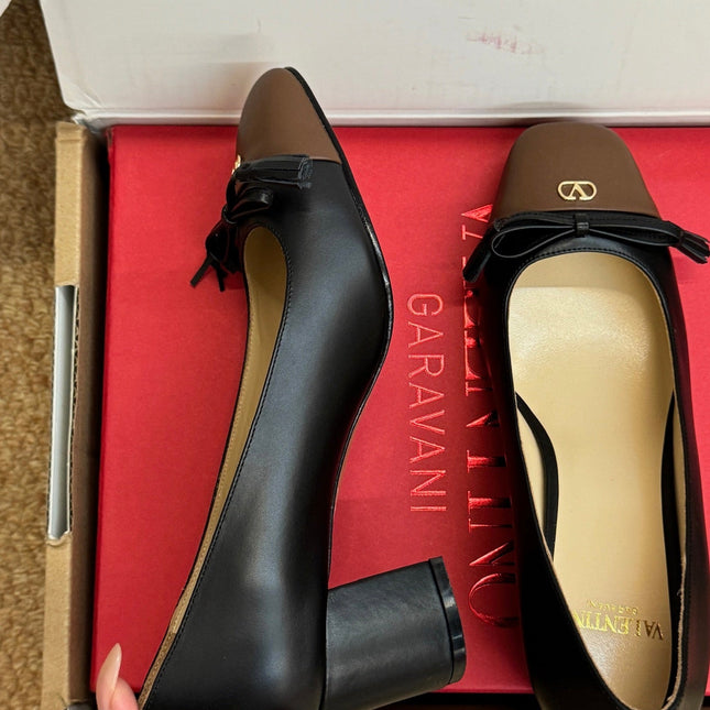 VALENTINO 26S HEELED BALLET FLATS IN BROWN AND BLACK CALFSKIN