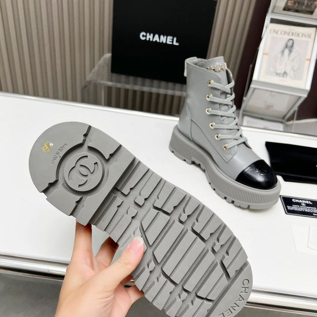 SHORT BOOTS IN SLATE GREY MIX BLACK COWHIDE