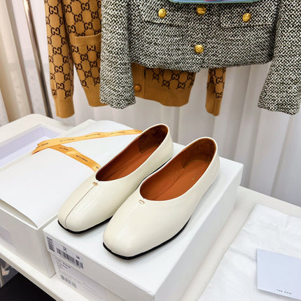 THE ROW 26S SQUARE TOE BALLET FLATS IN IVORY WHITE CALFSKIN