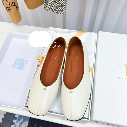 THE ROW 26S SQUARE TOE BALLET FLATS IN IVORY WHITE CALFSKIN