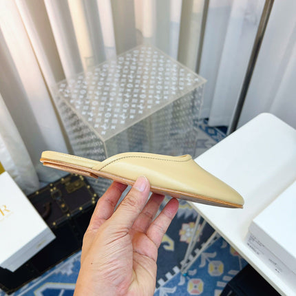 THE ROW 26S ROUND TOE MULES IN BEIGE CALFSKIN