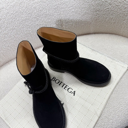 BOTTEGA VENETA 26S ANKLE BOOTS IN BLACK SUEDE WITH ROPE DETAIL