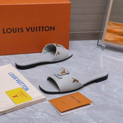 LV 26S FLAT SLIDE SANDALS IN LIGHT GREY CALFSKIN GOLD HARDWARE