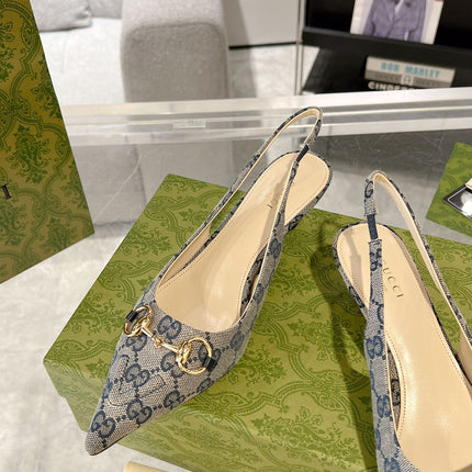 MID-HEELED SLINGBACK 4.5 CM IN PALE GRAY CANVAS