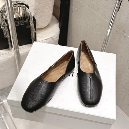 CELINE 26S FLAT SHOES IN BLACK LAMBSKIN